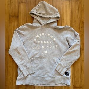 American Eagle Light Gray Sweatshirt